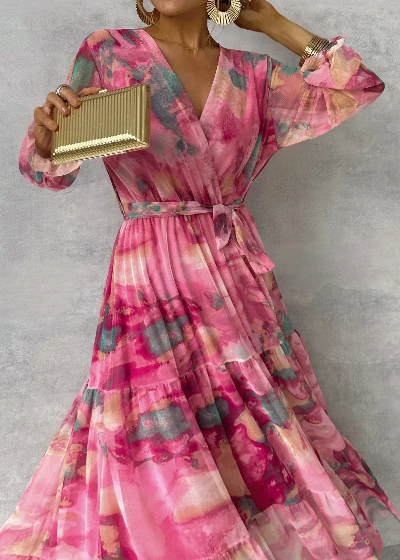 Elara – Langes Wickelkleid mit Blumendruck