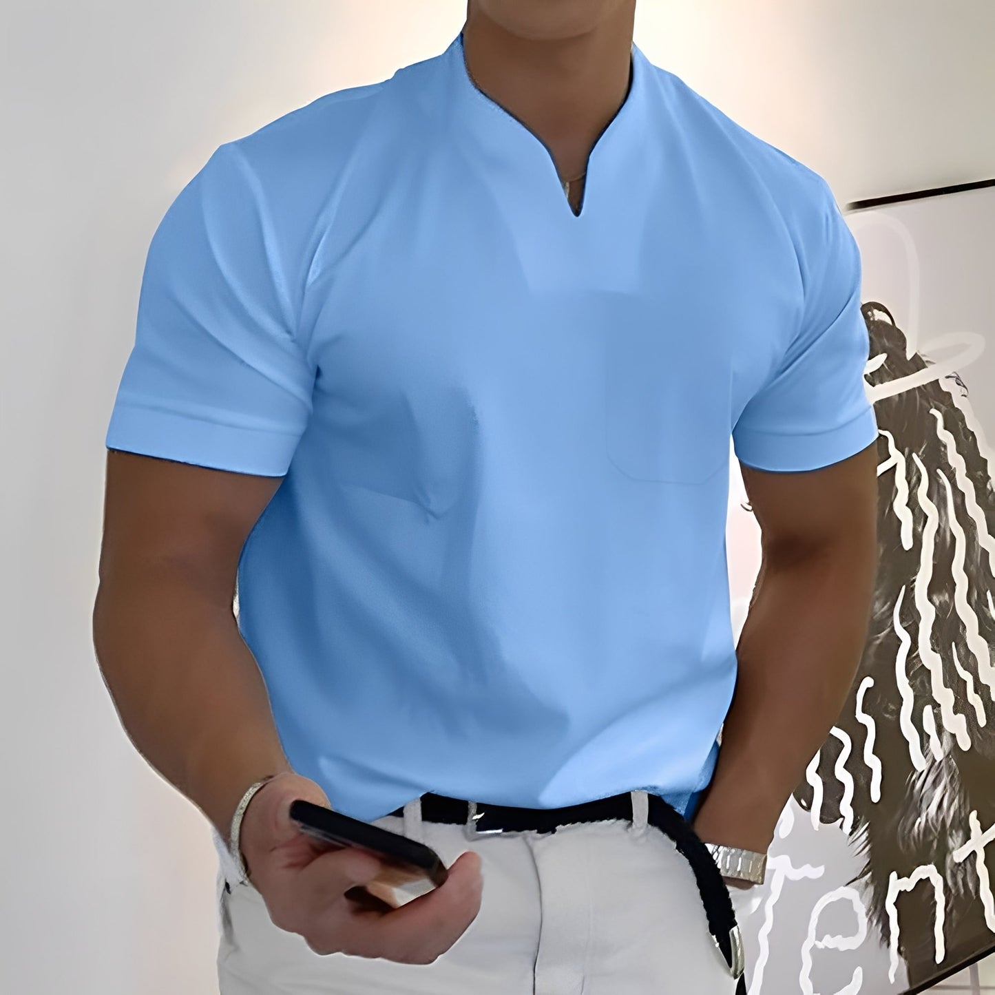 Davin - Eng sitzendes Männer-Shirt mit V-Ausschnitt