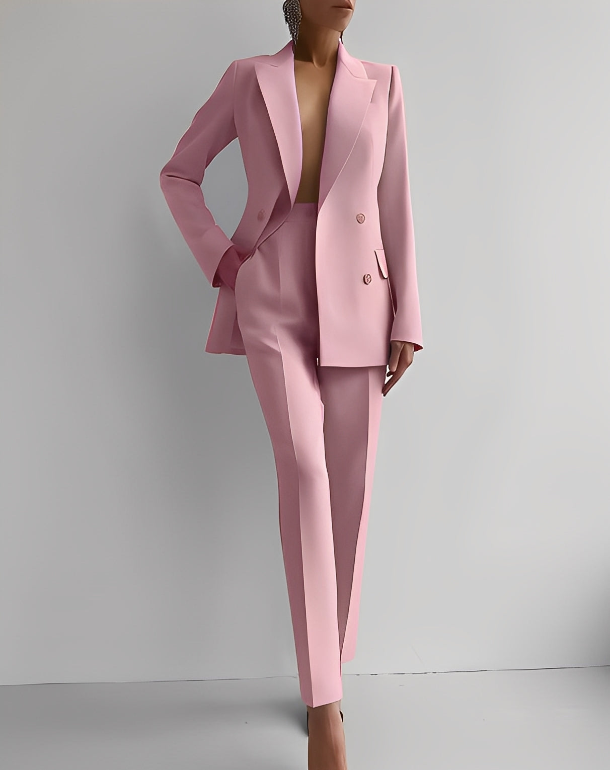 Nydia - Modisches Set für Damen mit schmalem Blazer und Hose