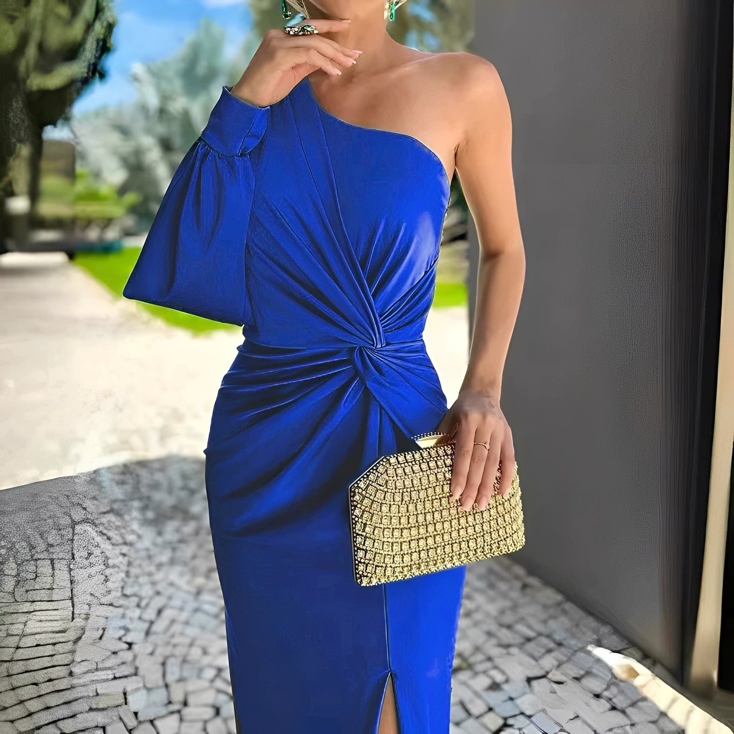 Pauline - Schickes Damenkleid mit ungleichmäßiger Drapierung