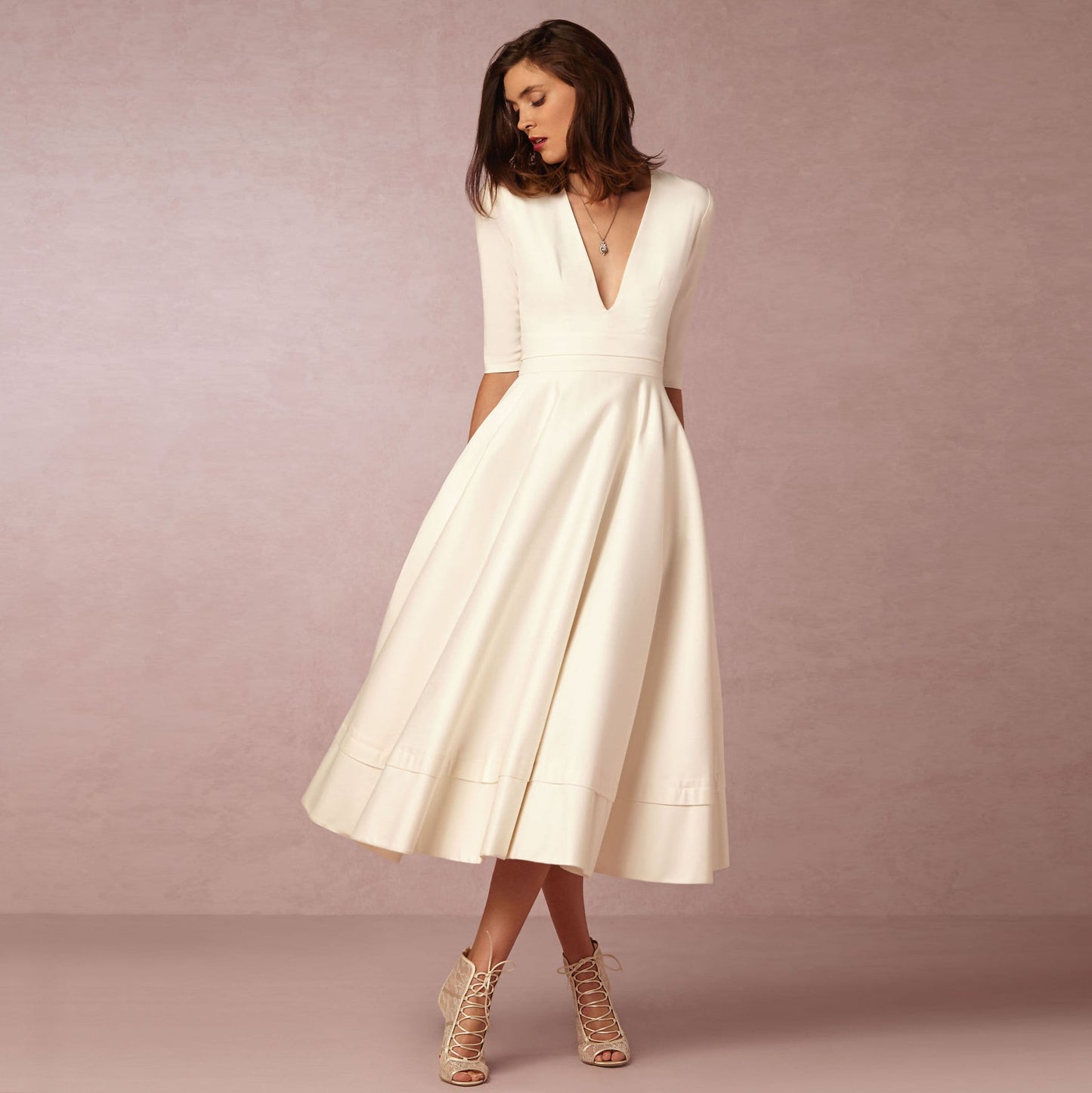 Sharise - Luftiges Damenkleid mit V-Ausschnitt