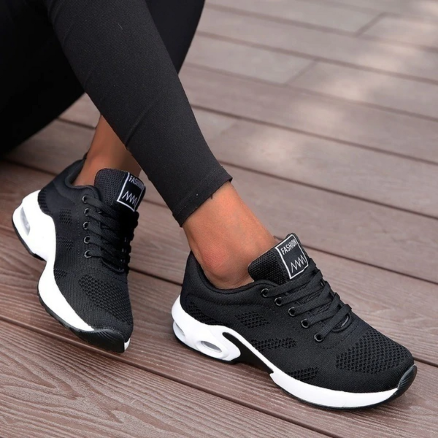 Lina - Leichte orthopädische Turnschuhe mit luftdurchlässiger Polsterung