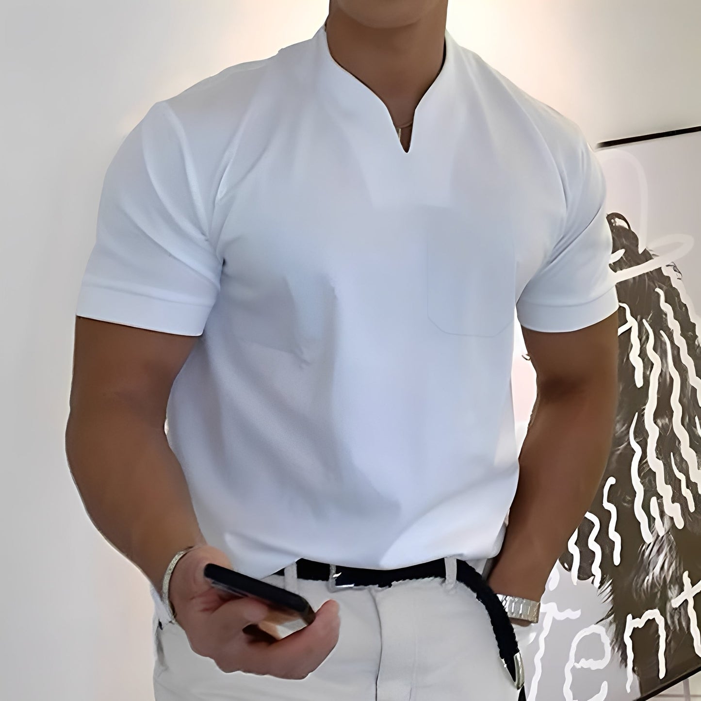 Davin - Eng sitzendes Männer-Shirt mit V-Ausschnitt