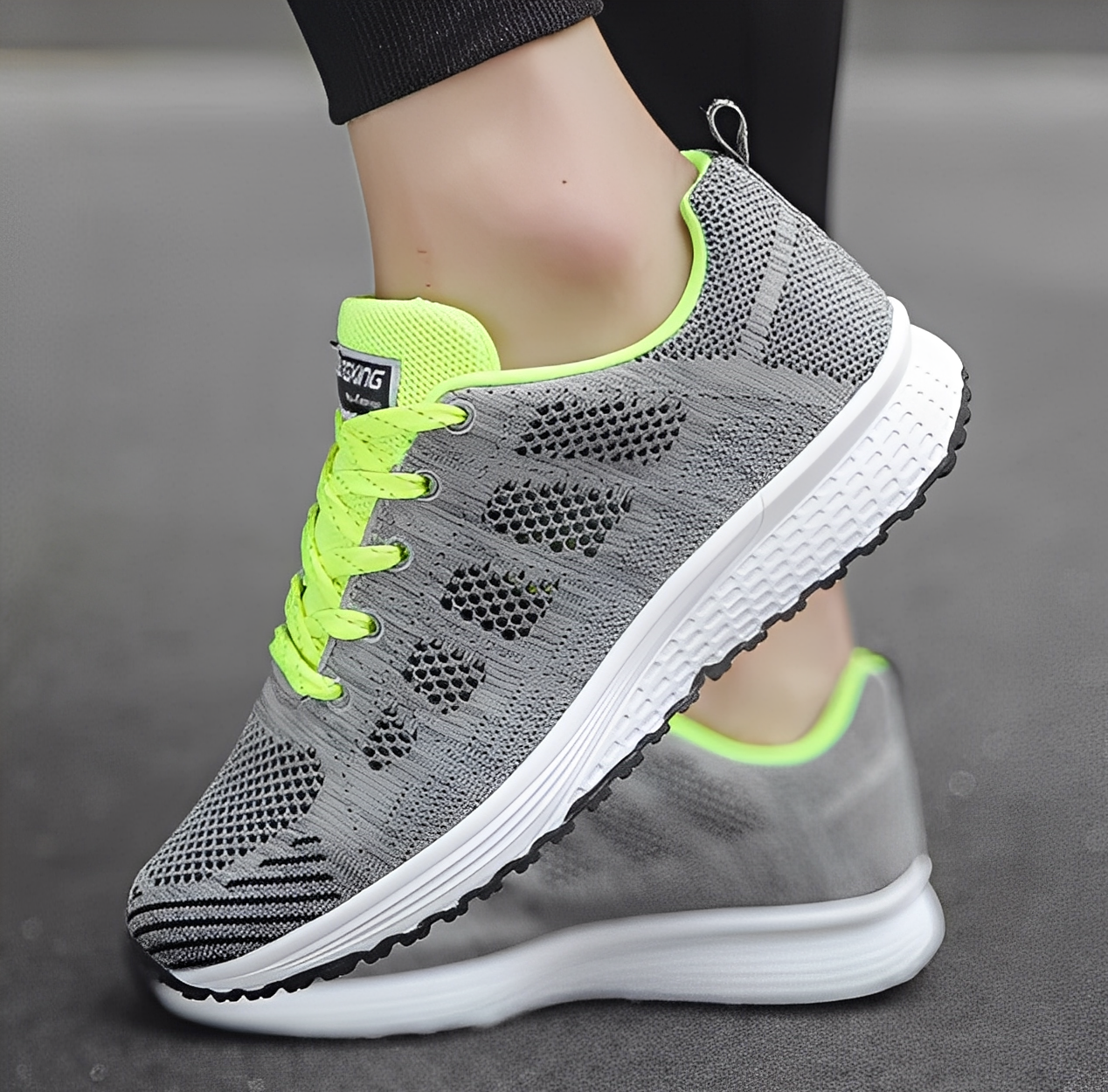 Chrysanta - Angenehme Freizeitschuhe für Damen