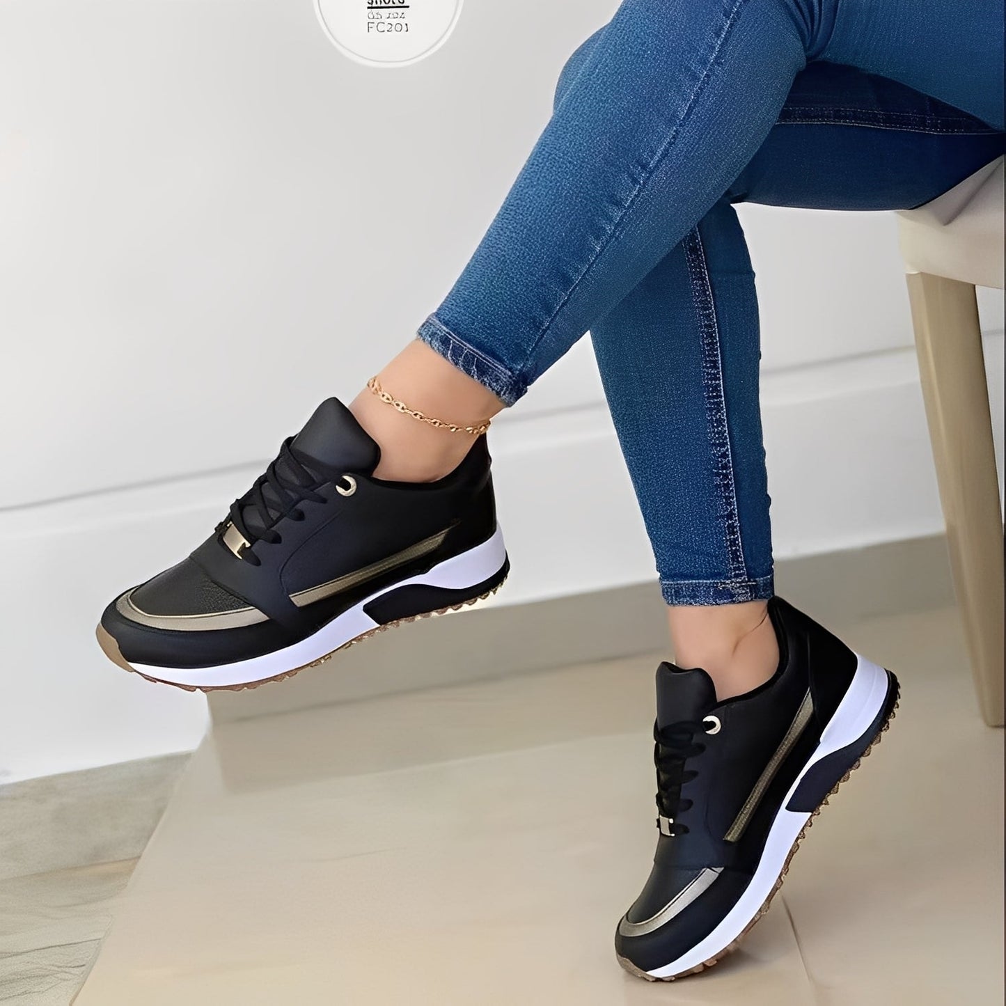 Xanthia - Moderne, flache Damen-Sneaker