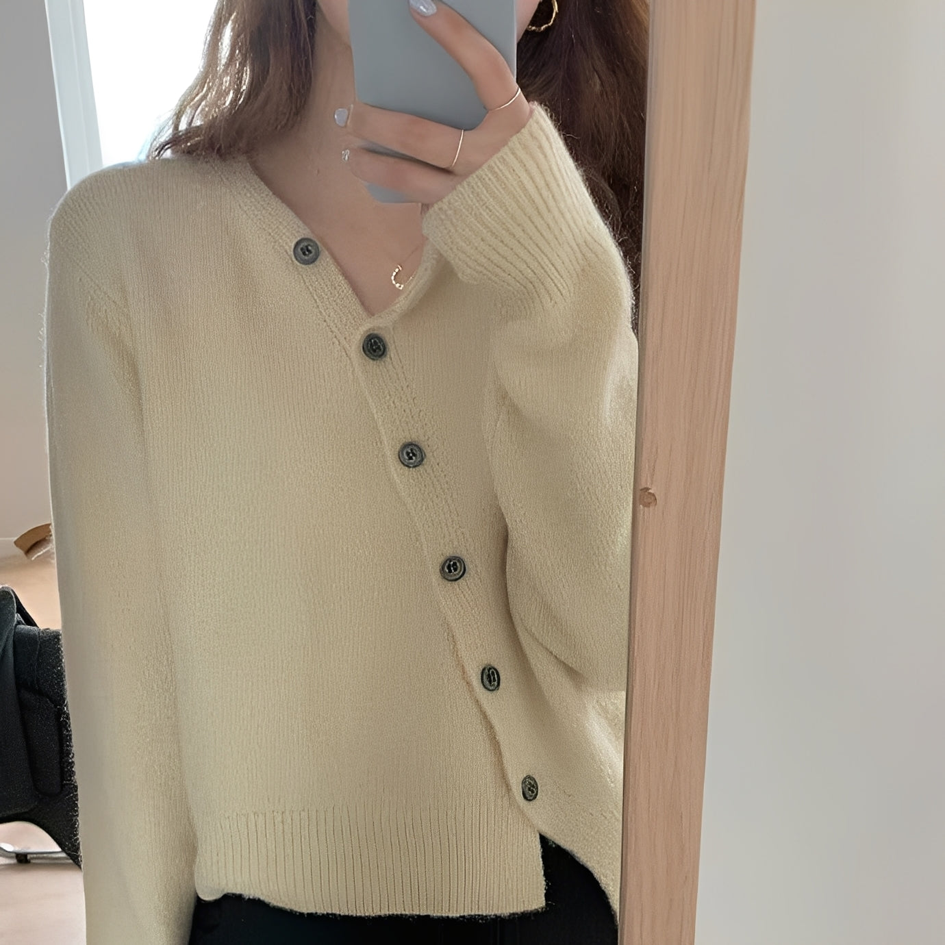 Arianna - Weit geschnittene Damen-Kaschmirjacke mit Knöpfen