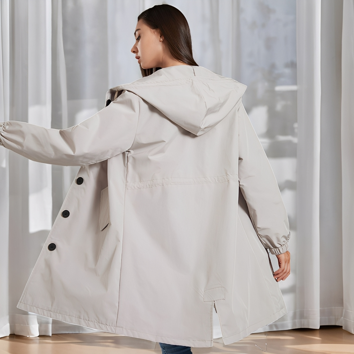 Vivyan - Bequeme wasserdichte Jacke für Damen mit Kapuze