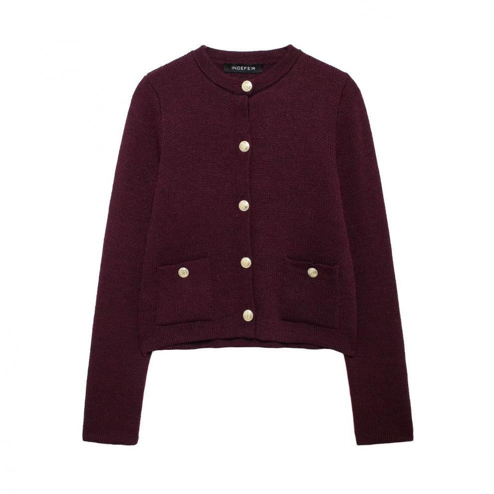 Zinnia - Bequeme Strickjacke mit goldenen Knöpfen für Frauen