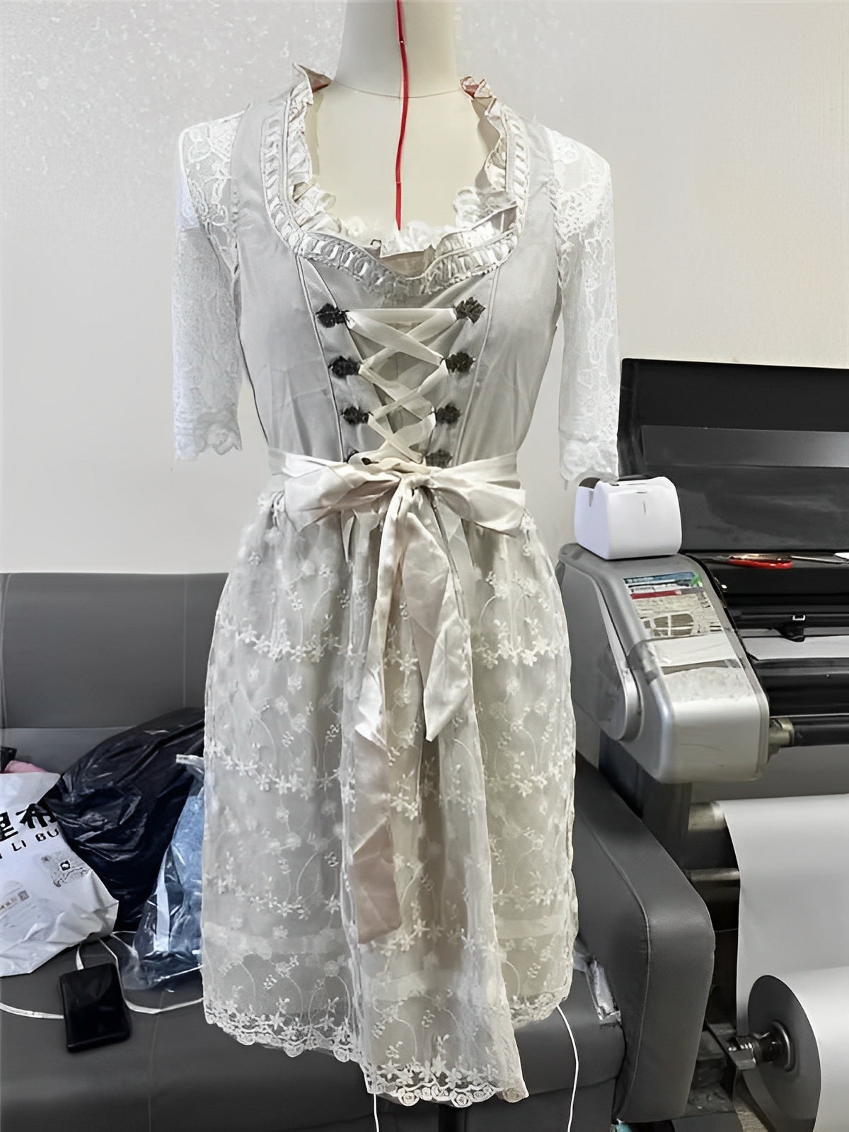 Tiffany - Elegantes Dirndl für Damen zum Oktoberfest