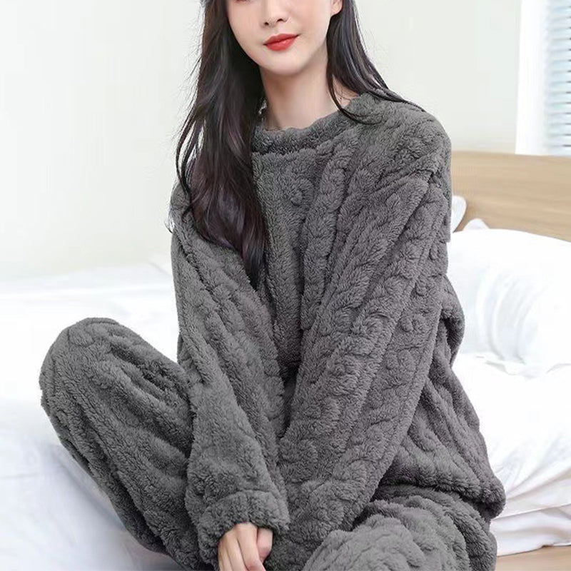 Kathryn - Komfortabler, gemütlicher Fleece-Schlafanzug für Damen