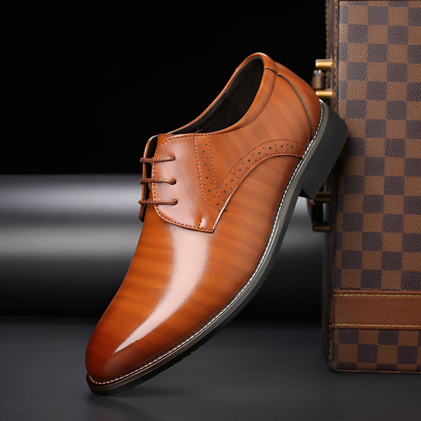 Desmond - Modische Lederschuhe mit Lochmuster für Herren