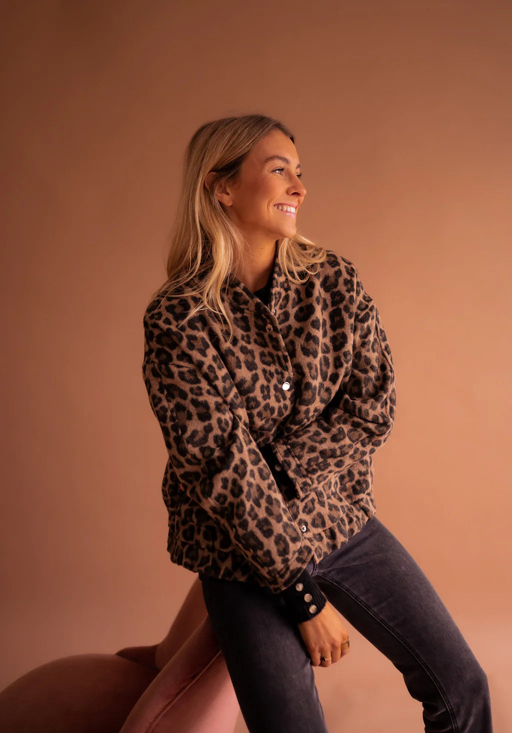 Lea – Bomberjacke Leopard
