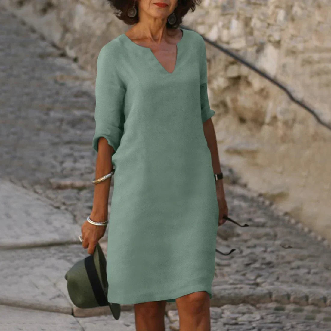 Lina – Damenkleid mit V-Ausschnitt und 3/4-Ärmeln