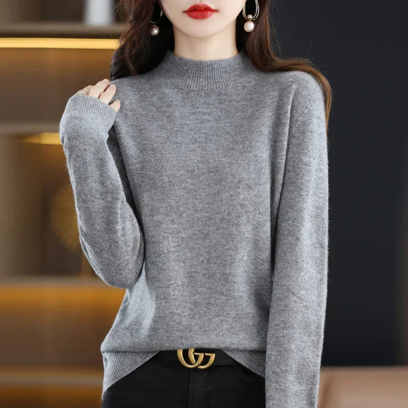 Carlotta – Stylischer Pullover mit Zopf-Muster