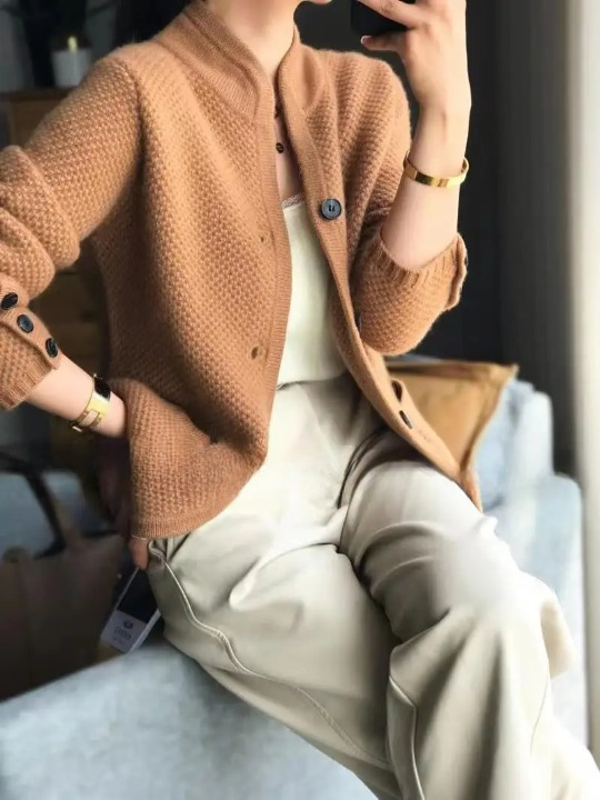Elevenne - Damenjacke aus 100% Wolle