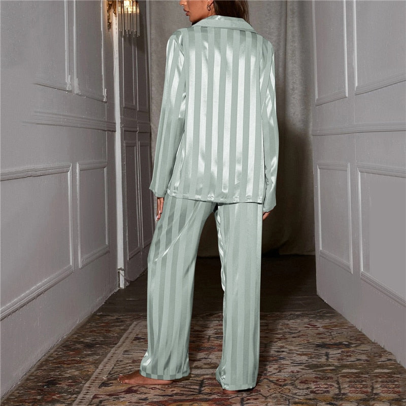 Sophia – Weiches und Bequemes Luxus-Pyjama-Set für Frauen