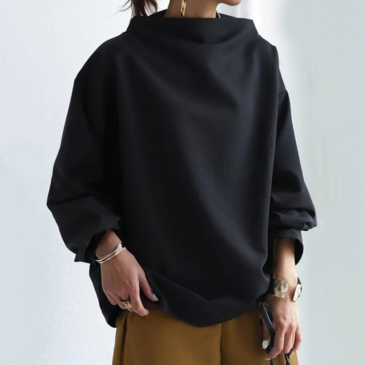Eliana – Legere Rollkragenbluse mit eleganter Note