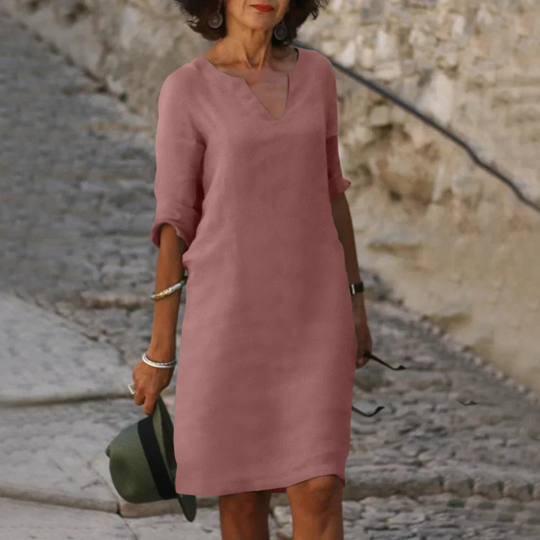 Lina – Damenkleid mit V-Ausschnitt und 3/4-Ärmeln