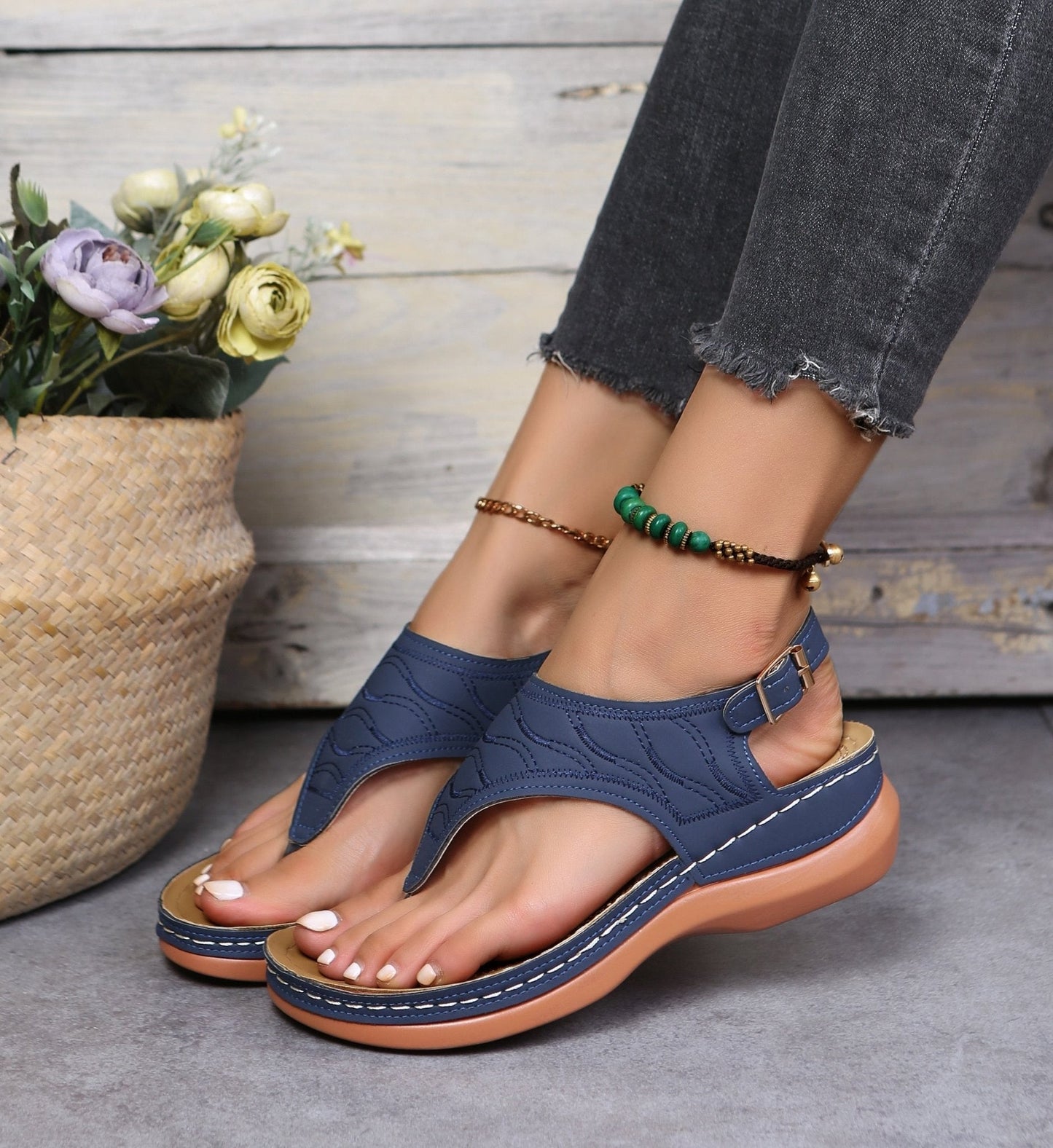Aniek - Moderne orthopädische Sandalen