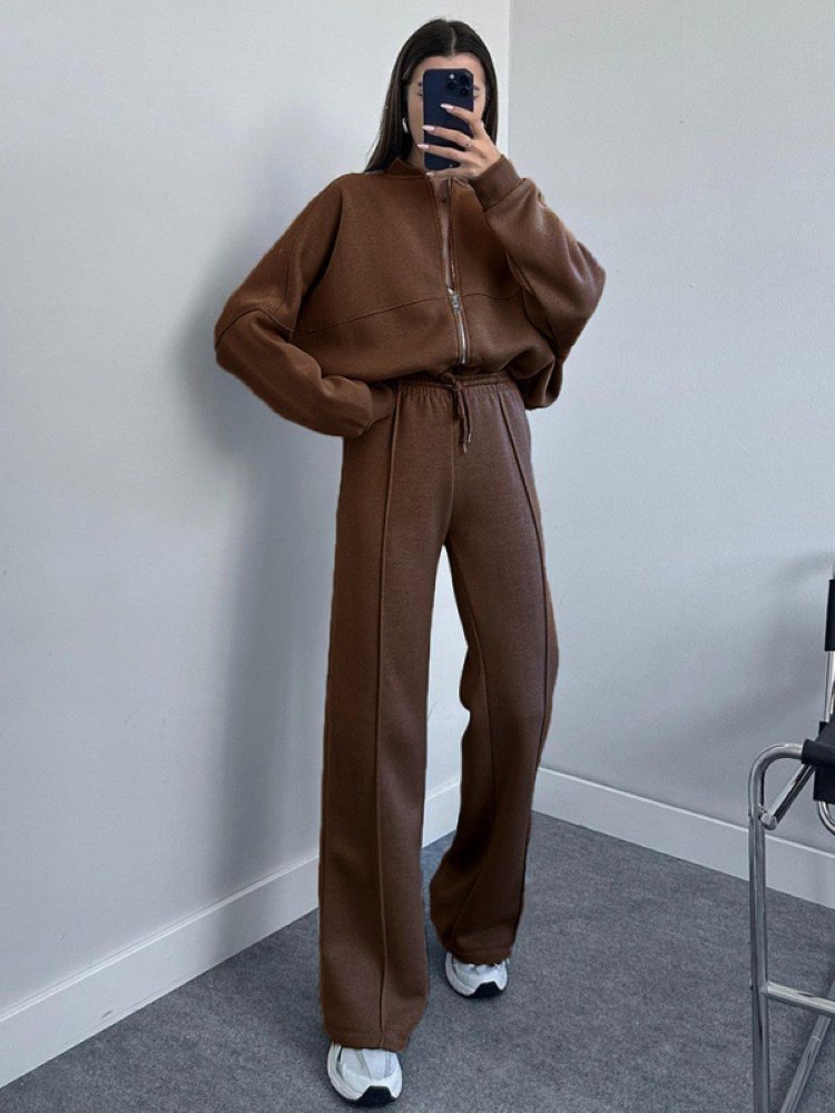 Elora – Oversize Damen Ensemble