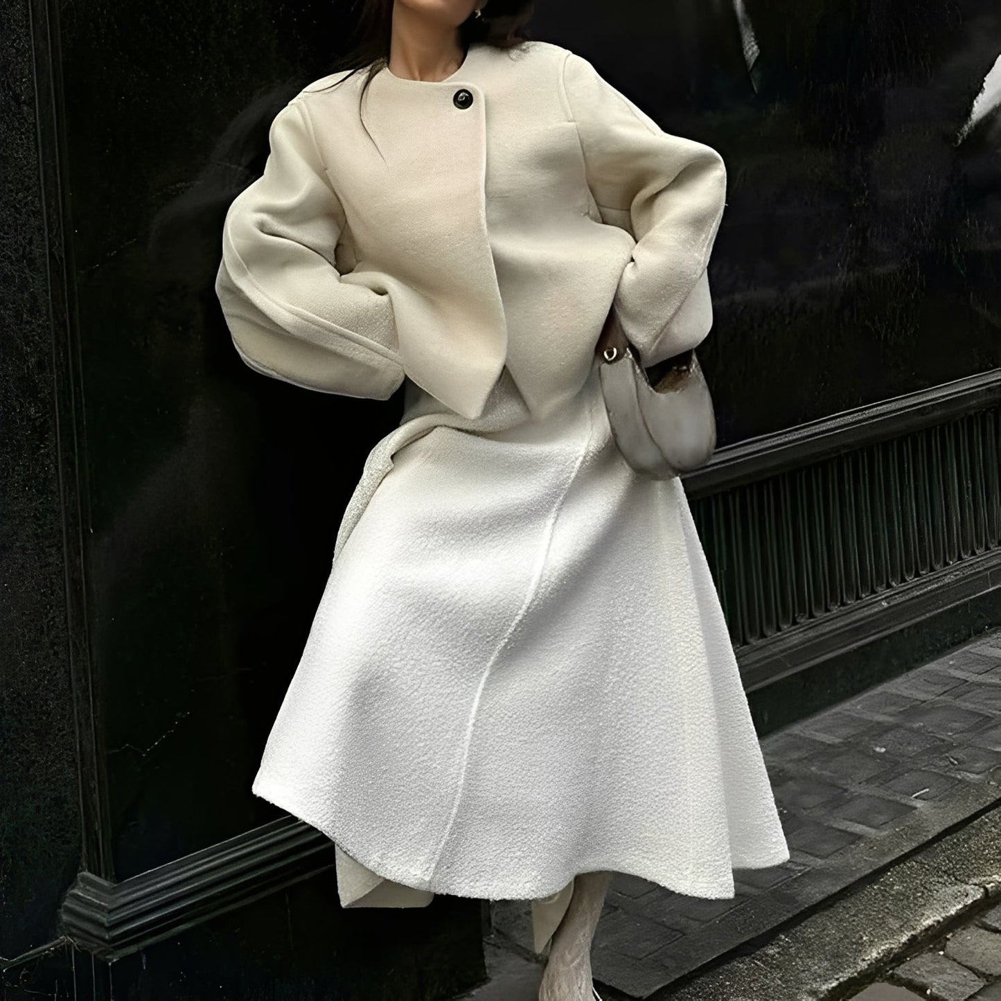 Beatrice - Eleganter kurzer Wollmantel für Damen