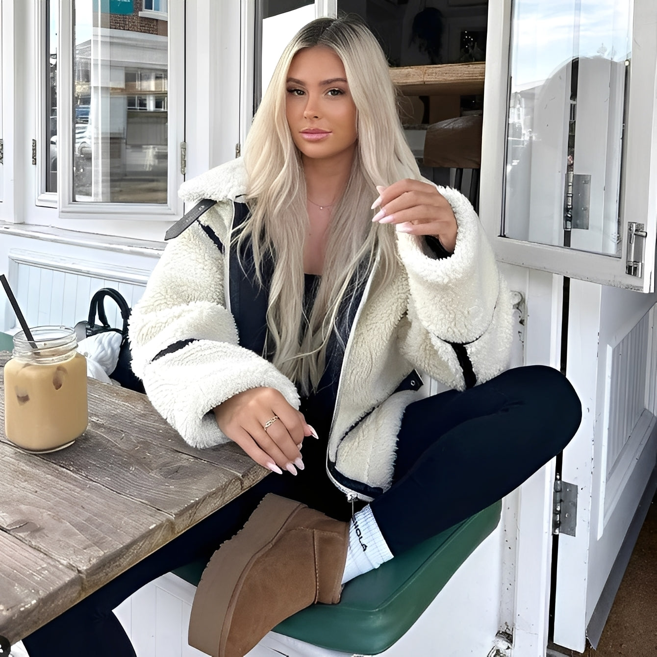 Bethney - Kuscheliger Teddy-Mantel für Frauen