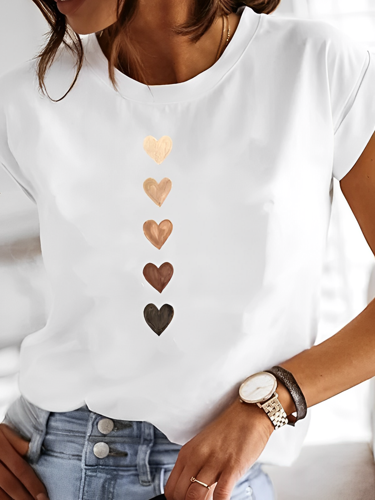Nora – Weißes Sommer-T-Shirt