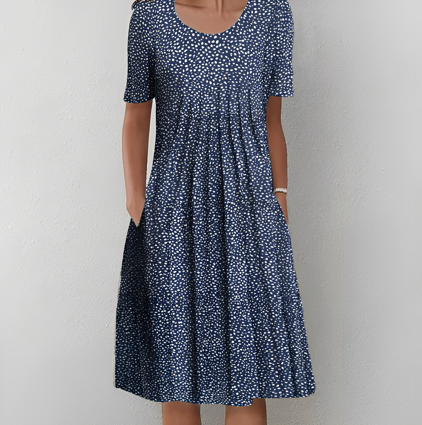 Jasmin – Stilvolles Sommer-Midikleid