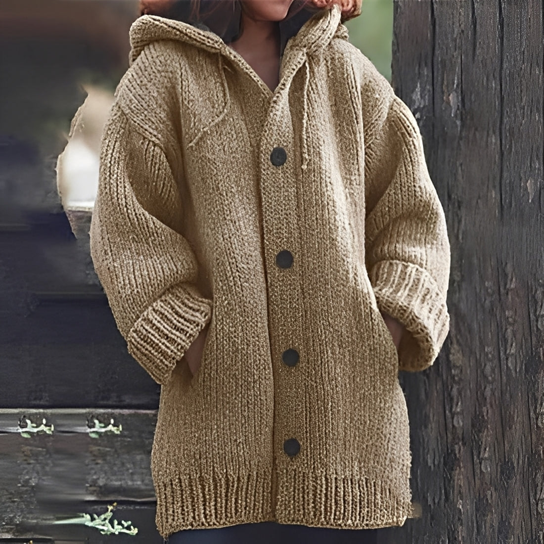 Jaqueline - Bequeme Damen-Strickjacke mit Kapuze