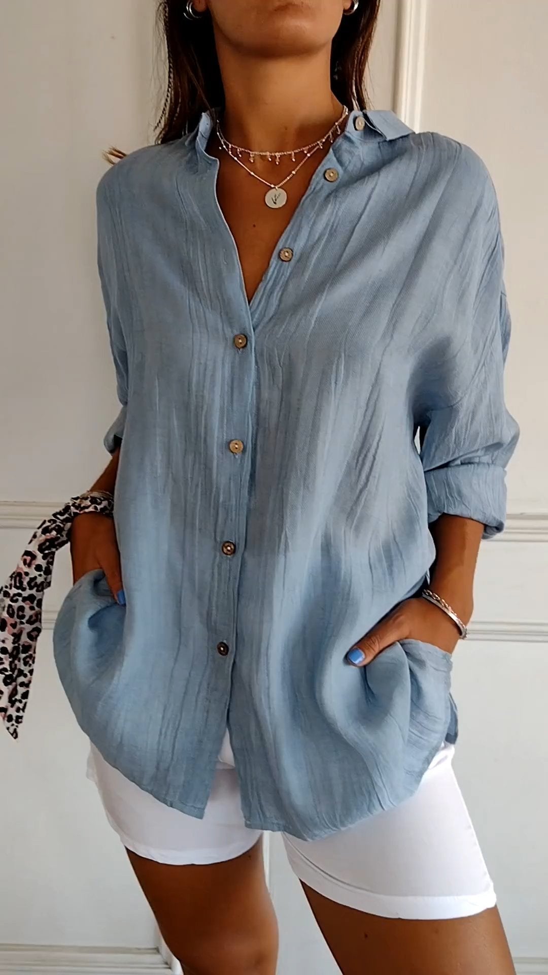 Sofie – Sommerbluse für Damen mit Knöpfen