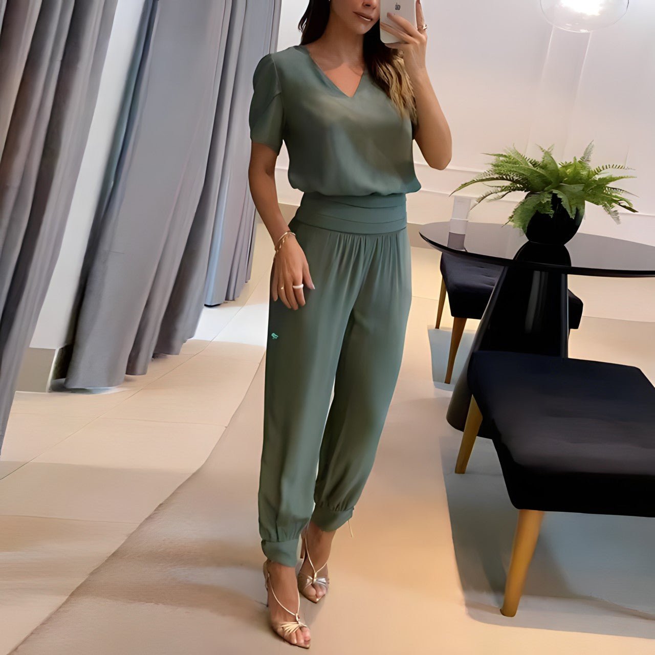 Alexandra – Outfit mit Oberteil und Hose