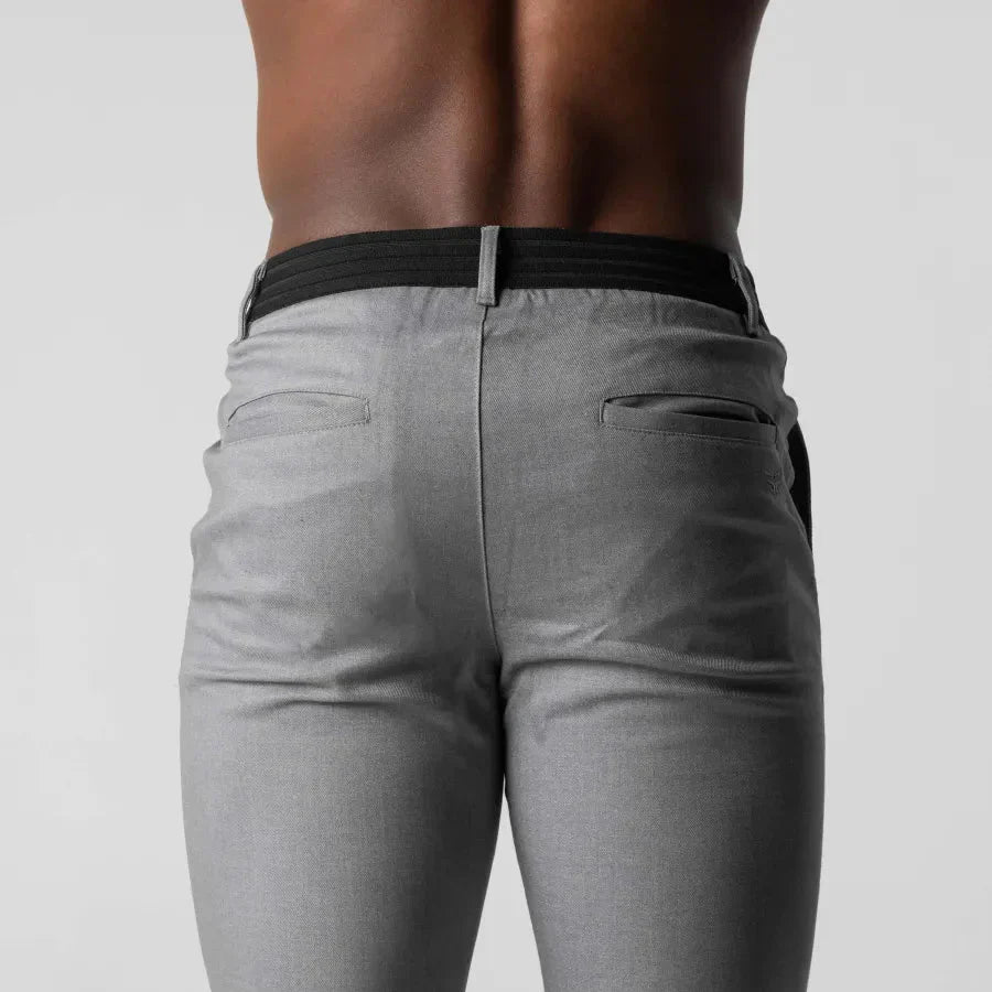 Bjorn – Schmal geschnittene Chinohose