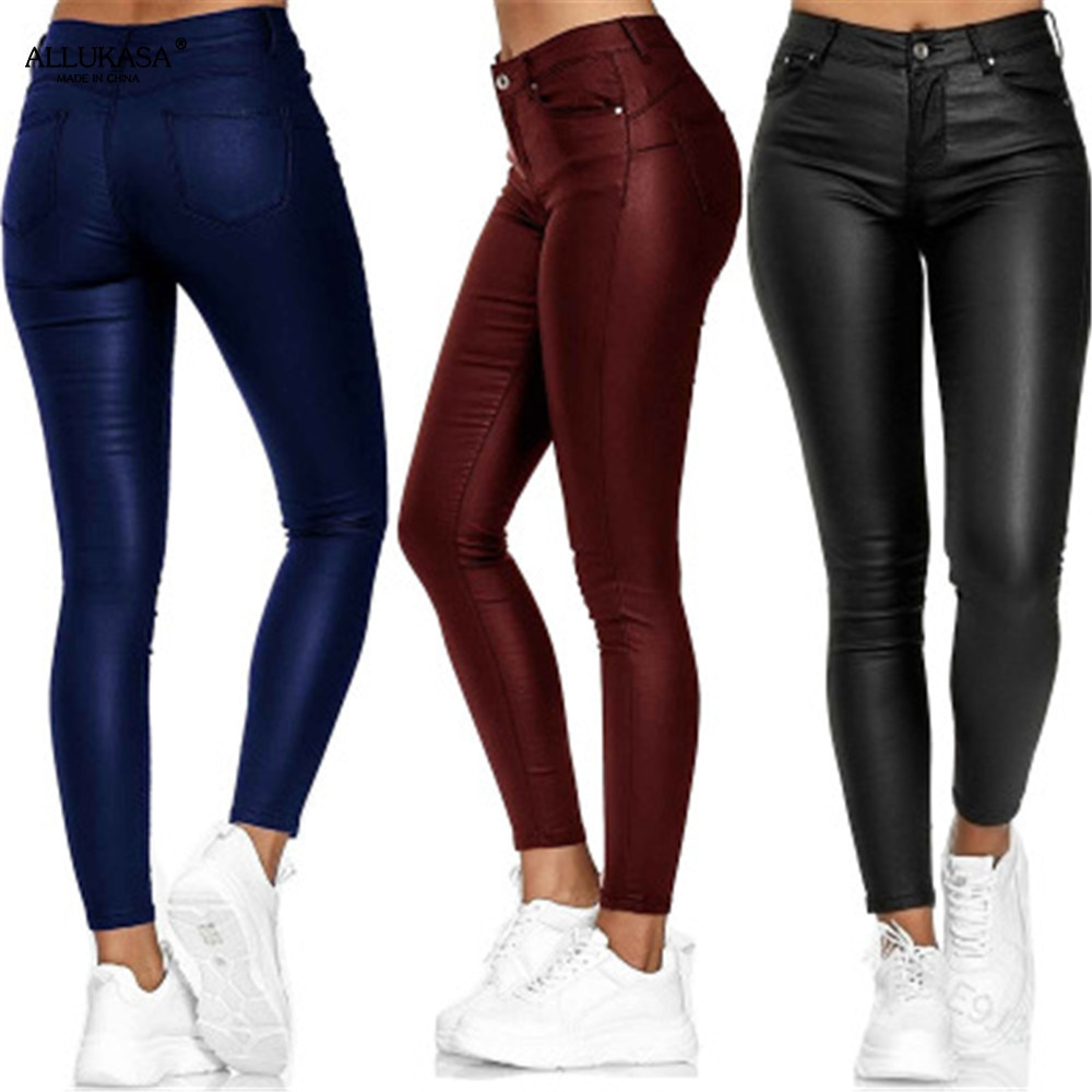 Dina – Dehnbare Lederhose