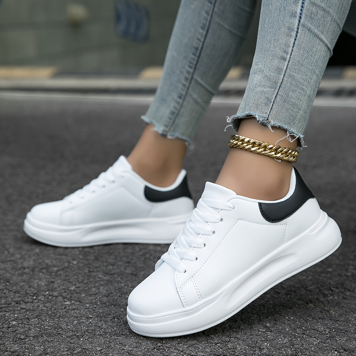 Techno - Damen Sneaker aus weißem Leder, Einfacher Look