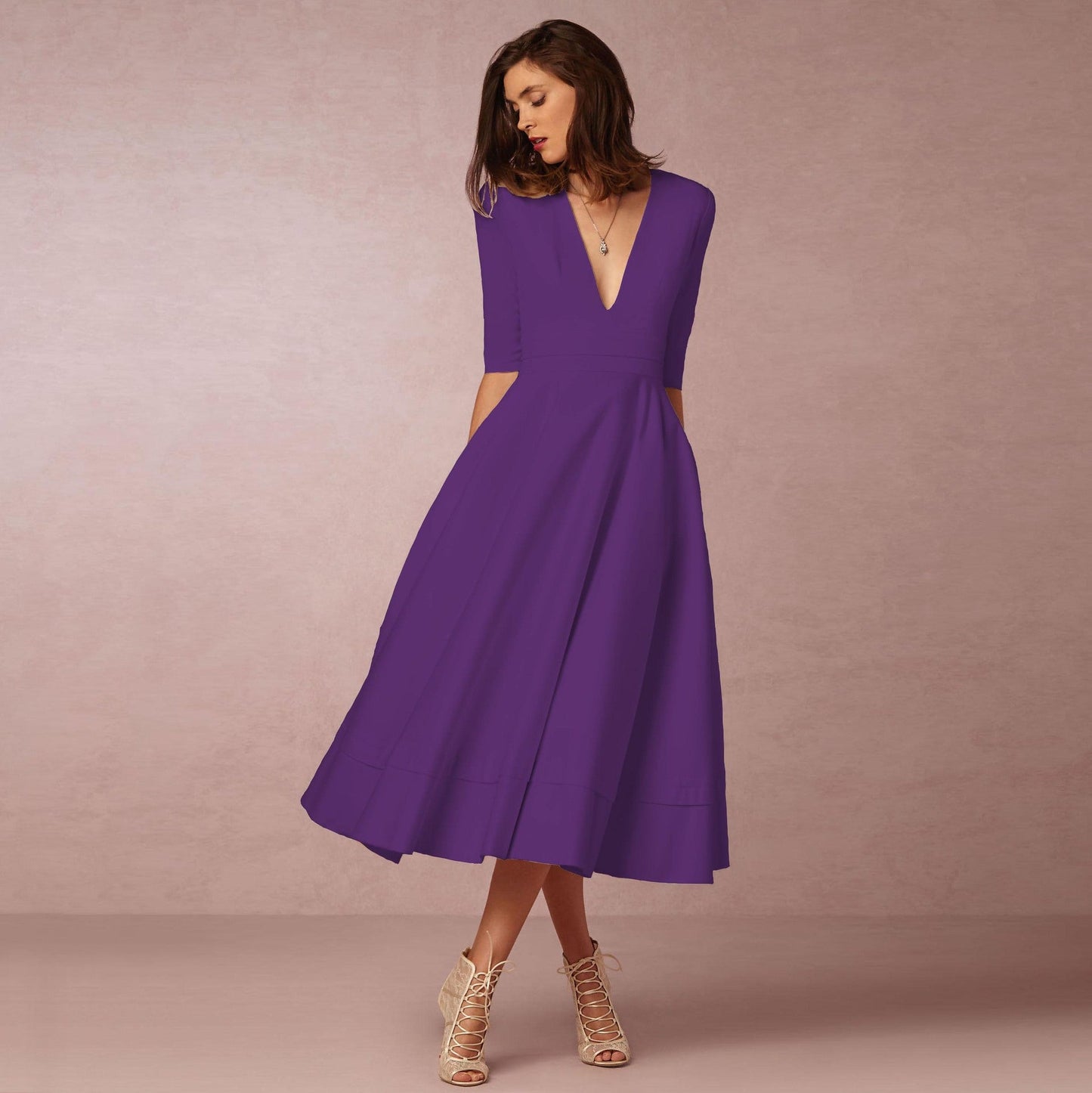 Sharise - Luftiges Damenkleid mit V-Ausschnitt
