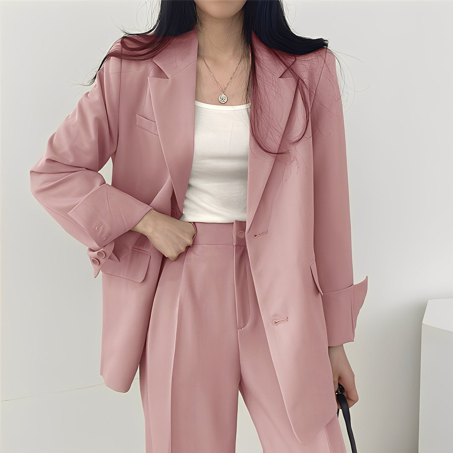 Alethea - Stilvolles Set mit lockerer Jacke und Hose für Frauen