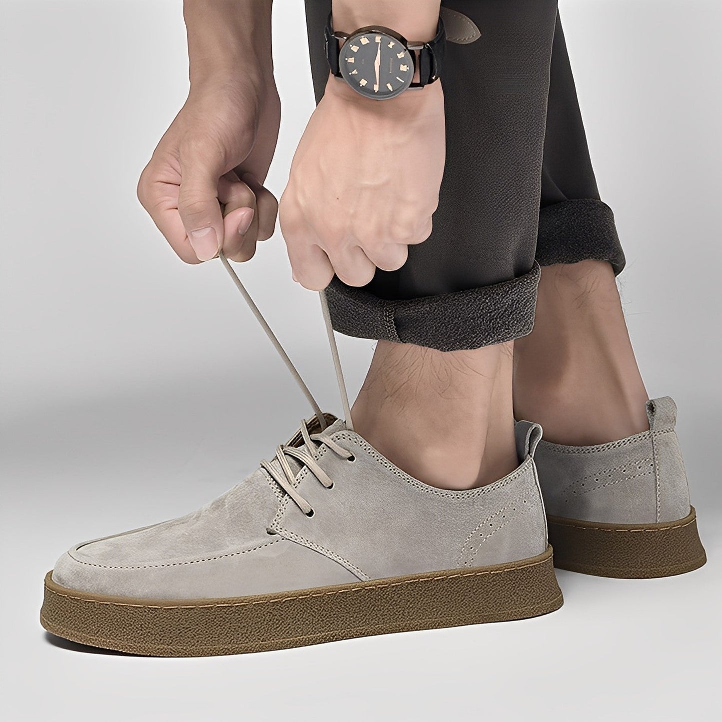 Riordan - Modische flache Herrensneaker aus Wildleder