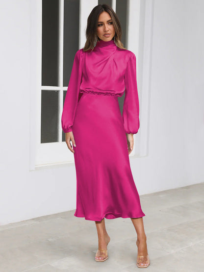 Danica - Elegantes Damenkleid mit Neckholder und langen Ärmeln