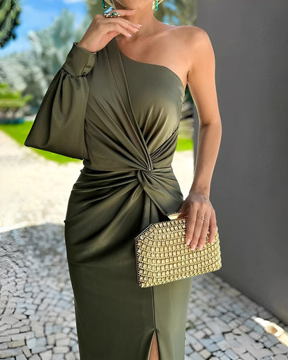 Pauline - Schickes Damenkleid mit ungleichmäßiger Drapierung