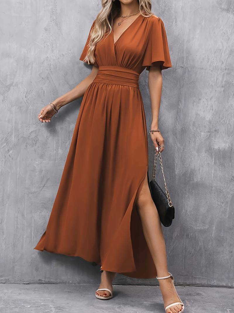 Juliette – Damenkleid mit Rüschenausschnitt und gefaltetem Taillenbereich