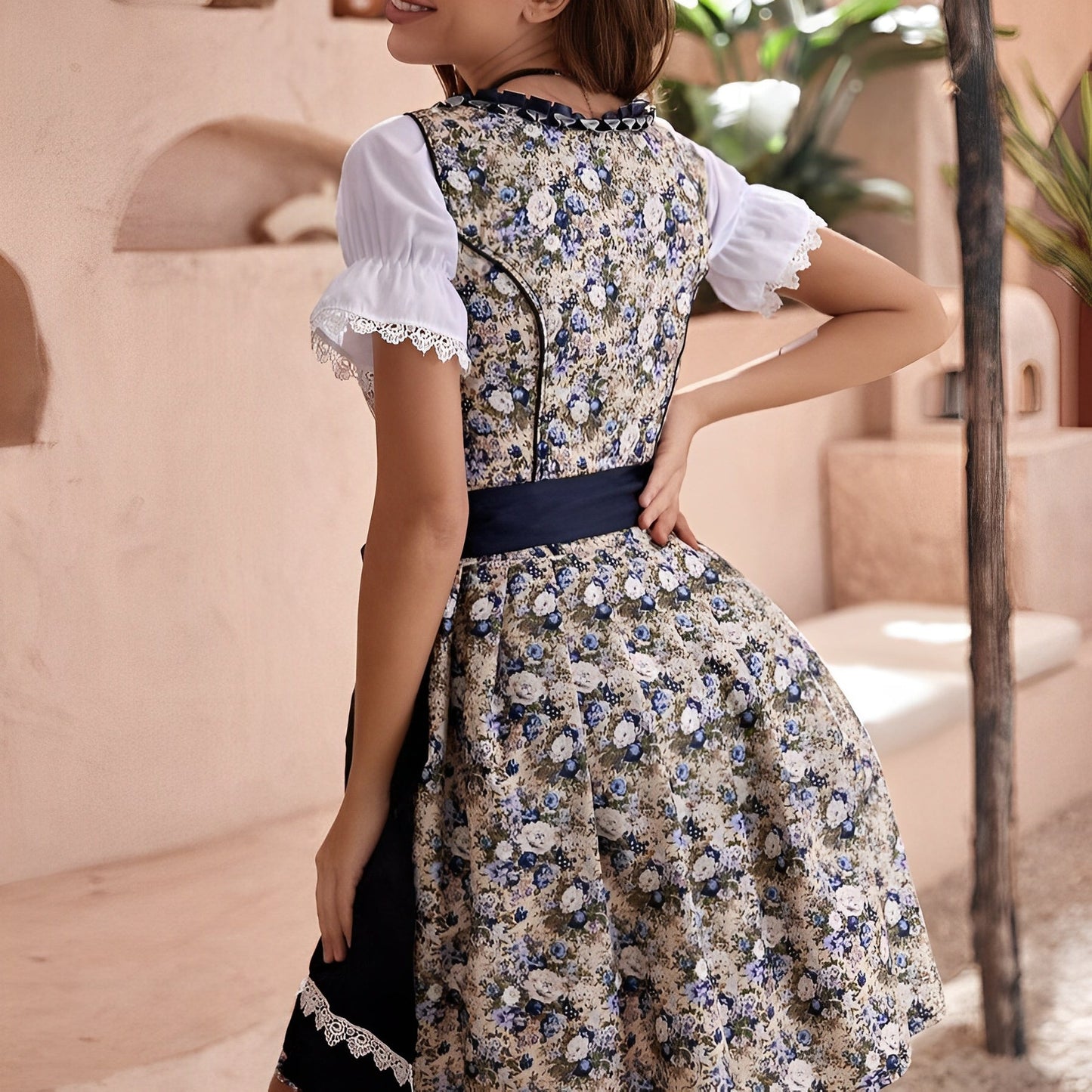 Viona - Schickes Dirndl für das Oktoberfest