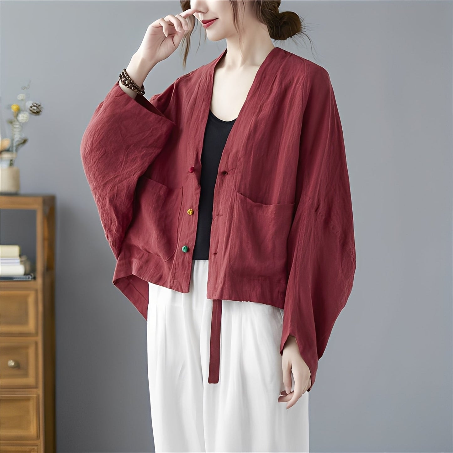 Shelia - Bequeme kurze Jacke mit Taschen