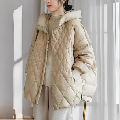 Abigail - Warme Winterjacke für Damen mit Daunen und Reißverschluss