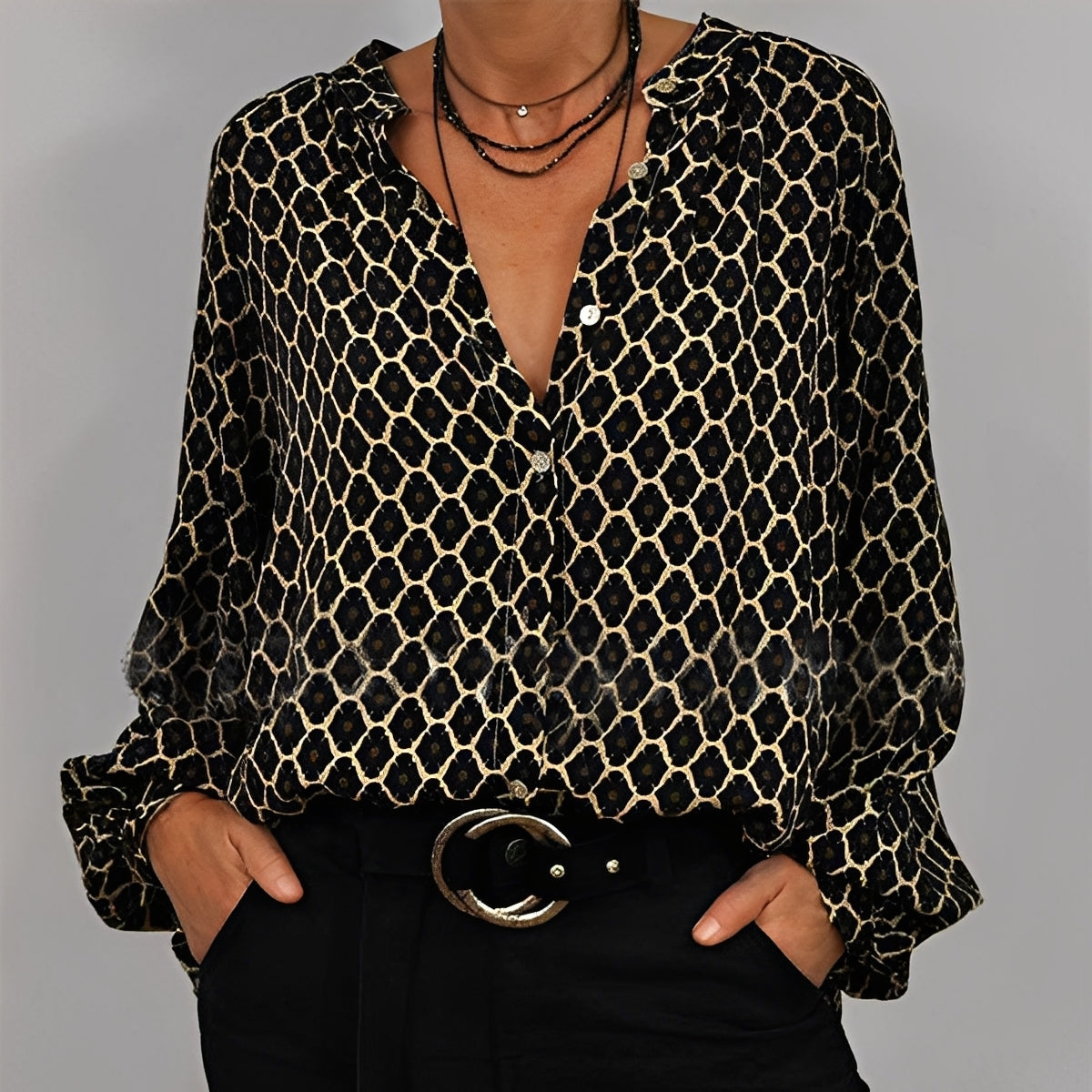 Angelle - Bequeme, locker sitzende Damenbluse