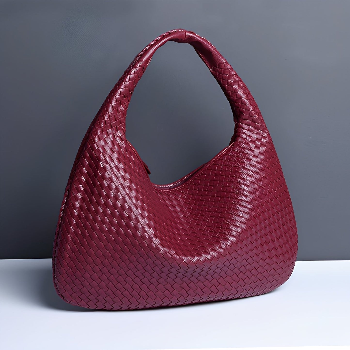 Paulina - Elegante, handgefertigte Damenhandtasche