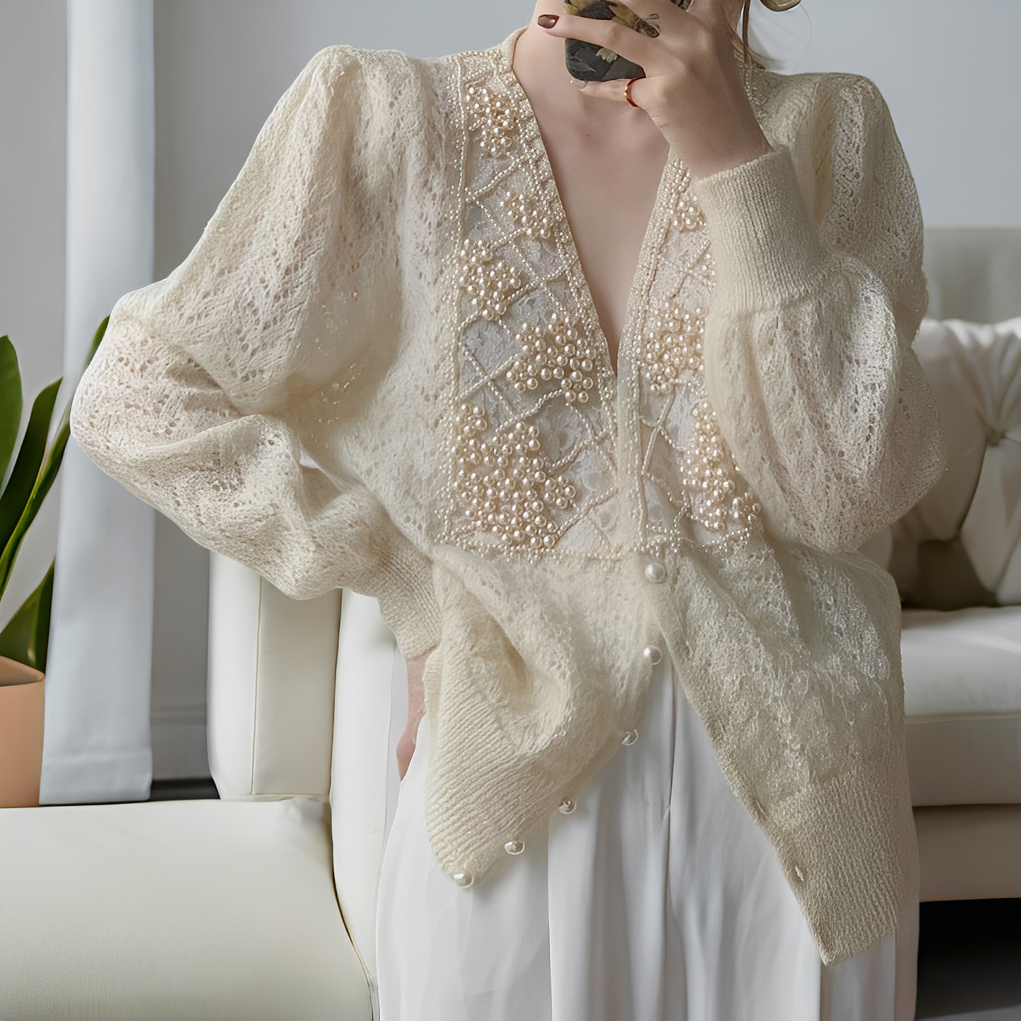Jolie - Eleganter Strickpullover mit Perlenknöpfen