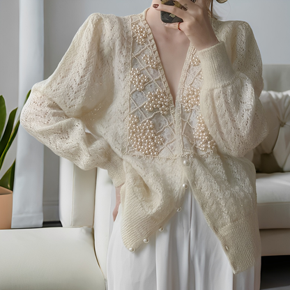 Jolie - Eleganter Strickpullover mit Perlenknöpfen