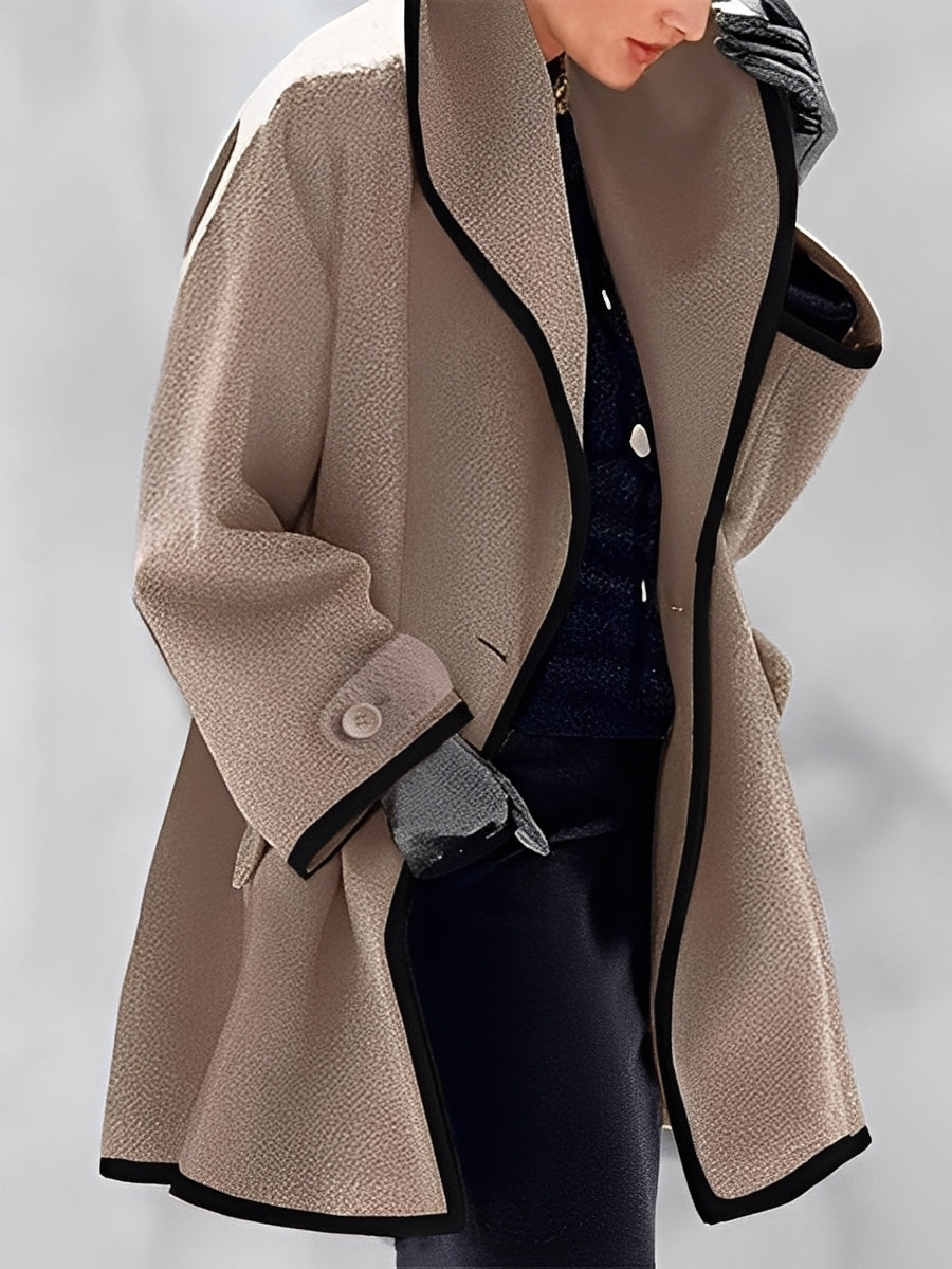 Mikayla - Warme Frauen-Wolljacke mit Kapuze