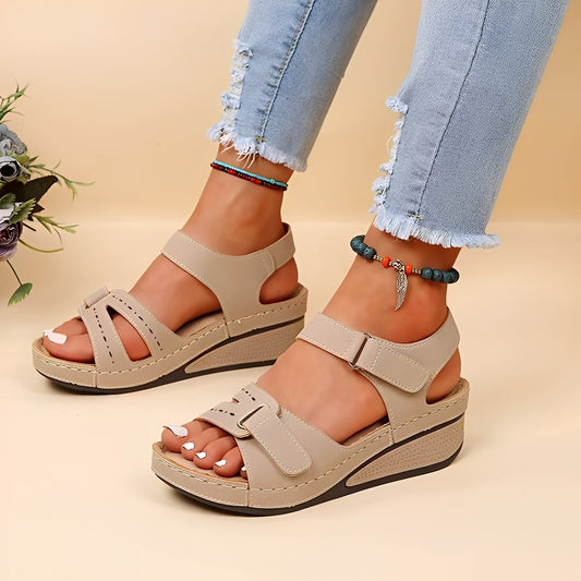 Marissa - Komfortable Damensandalen mit Plattform und Riemchen