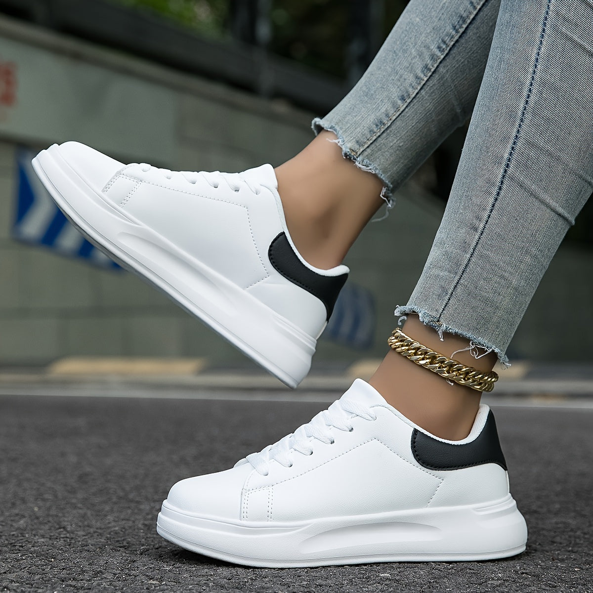 Techno - Damen Sneaker aus weißem Leder, Einfacher Look